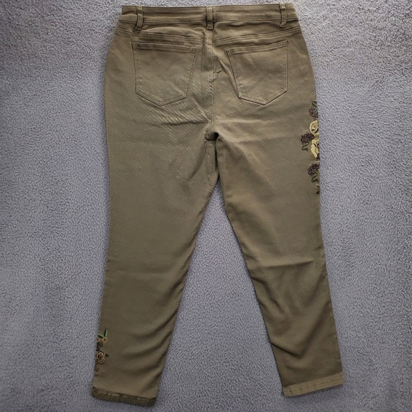 Denim 24/7 Jeans Womens Plus Size 16W Floral Printed Olive Green - Picture 5 of 8